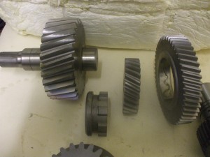 Gear's and Shafts manufactured 018